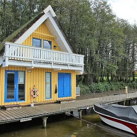 Holiday home Bootshaus 600